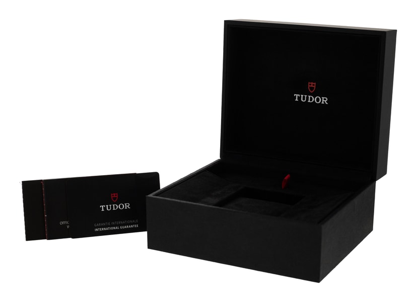 Tudor Black Bay M79733N-0008
